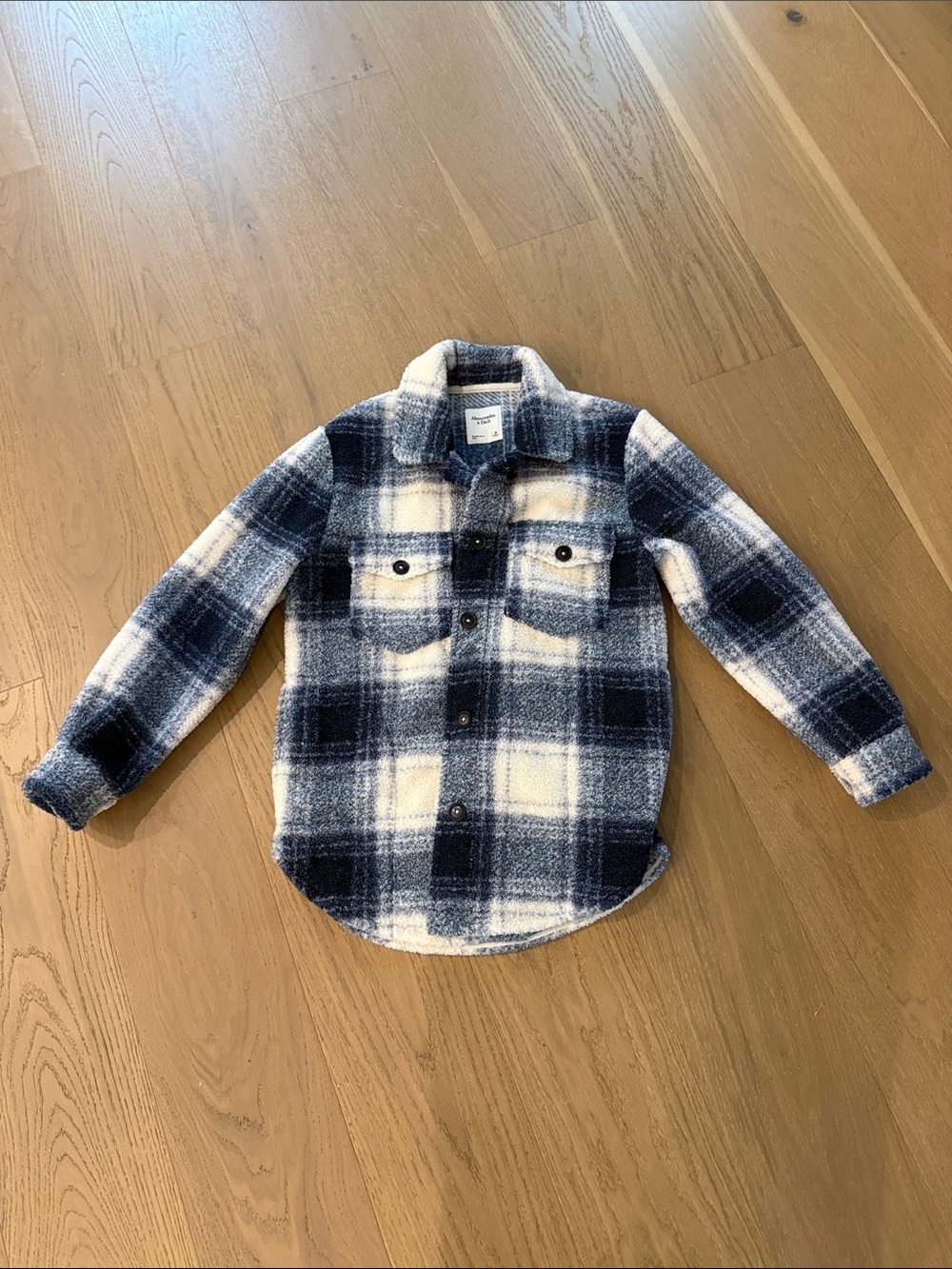 Women’s Plaid Button-Up Shirt Jacket - Blue & White